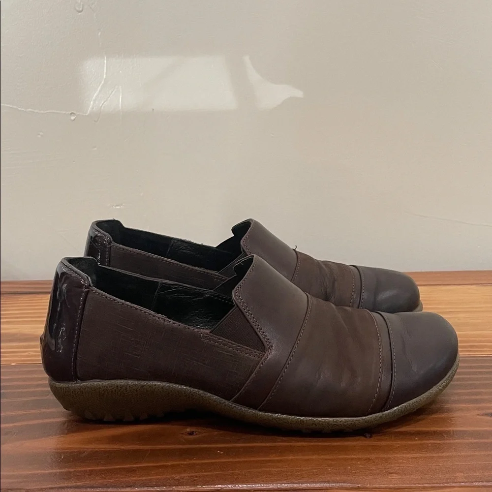 Naot Miro Flat Leather Comfort Shoes Women's Size EU 37 (US 6)